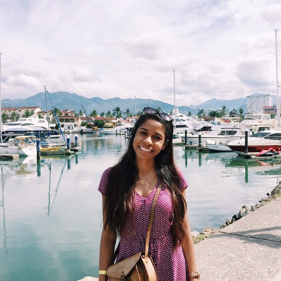 meet your seller 💕💋 - Picture 4 of 4