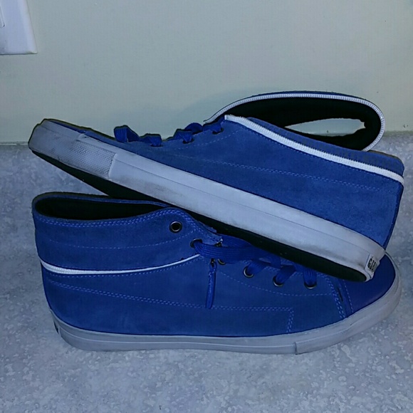 Men sneakers - Picture 2 of 4