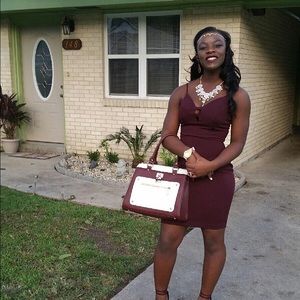 Meet your Posher, Ebony