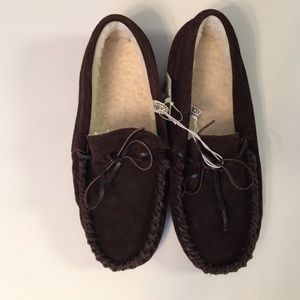 NWT Boy's Suede Leather Moccasin Slippers Size 6