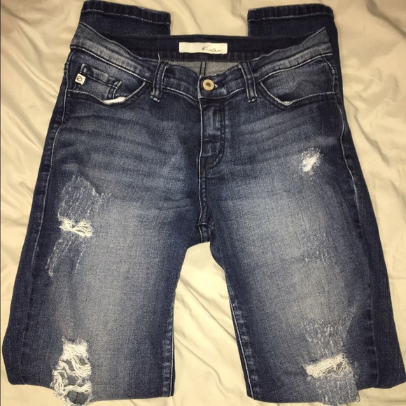 Distressed Skinny Jeans