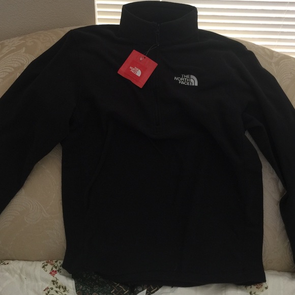 The North Face Other - NWT Men's northface 1/4 zip