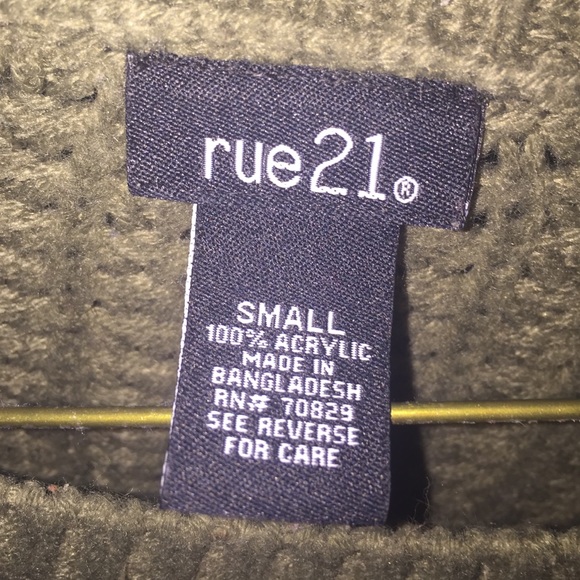 Knit sweater - Picture 2 of 3