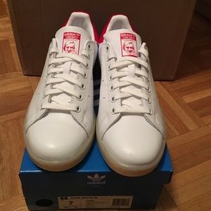 RED STAN SMITHS