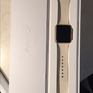 Rose Gold 7000 Series Apple Watch