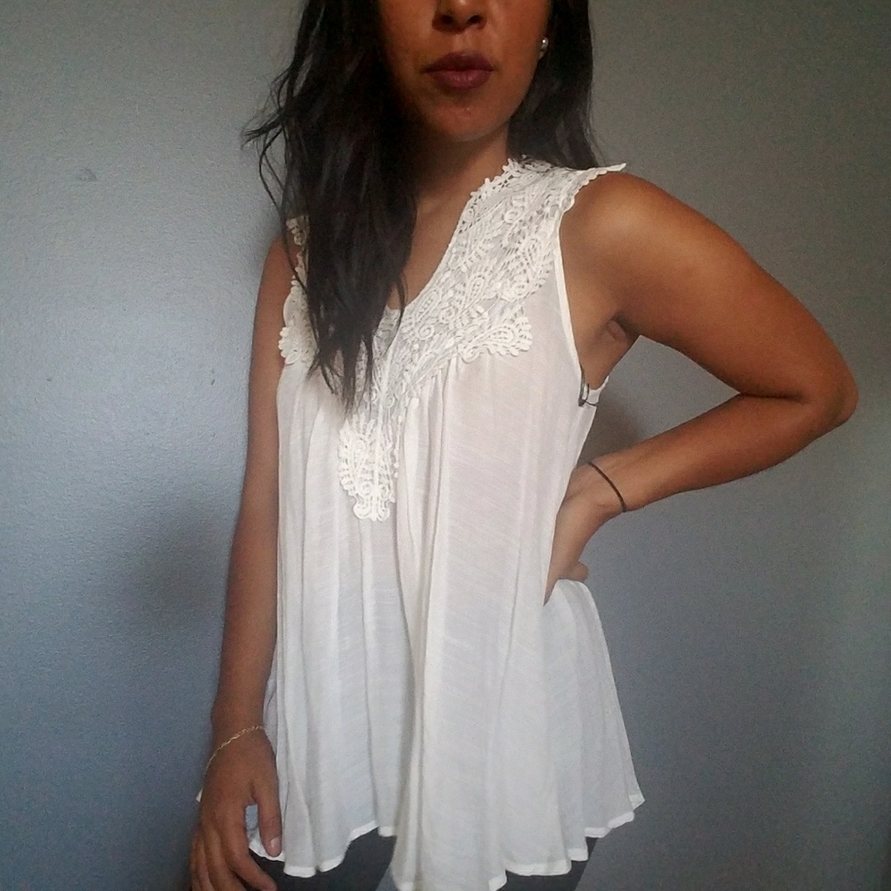 WHITE CROCHET TUNIC TOP - Picture 2 of 5