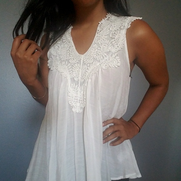 WHITE CROCHET TUNIC TOP - Picture 4 of 5