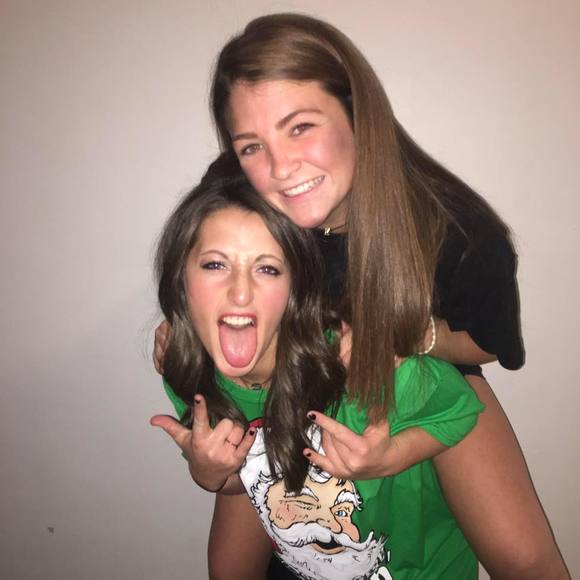 Meet your Posher, Kayla