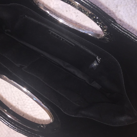 BCBG Woven Overside Hand Bag - Picture 3 of 3