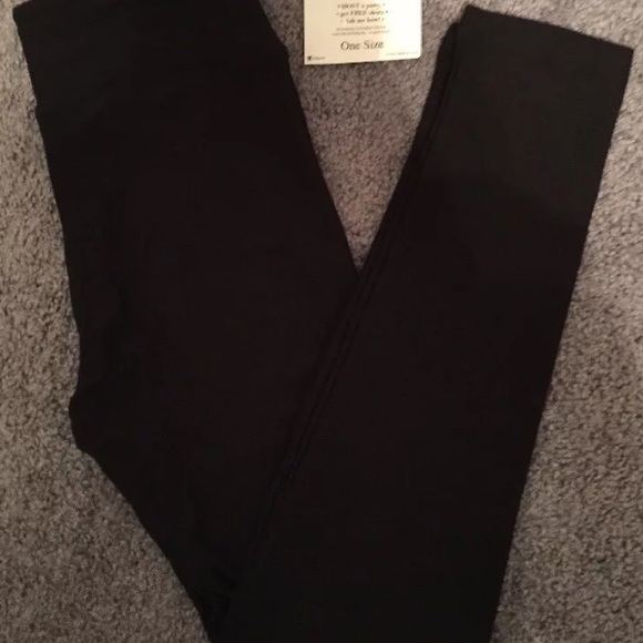 Lularoe Black OS leggings