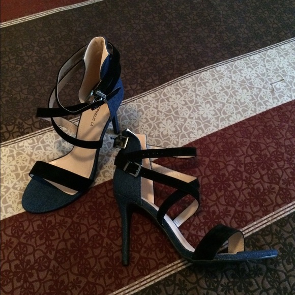 Strap up heels - Picture 1 of 1