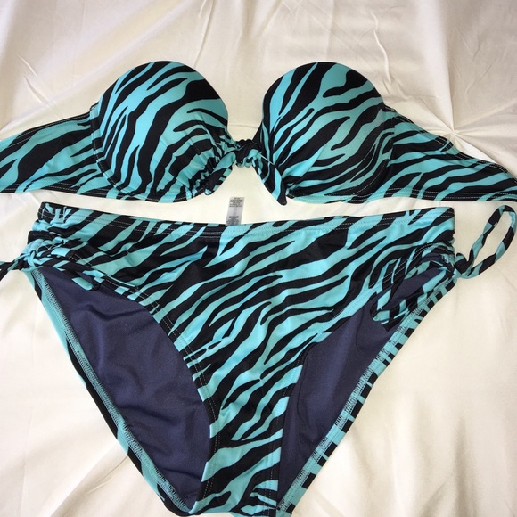 VS Bathing-suit. Brand New. Never Worn. 34B and M