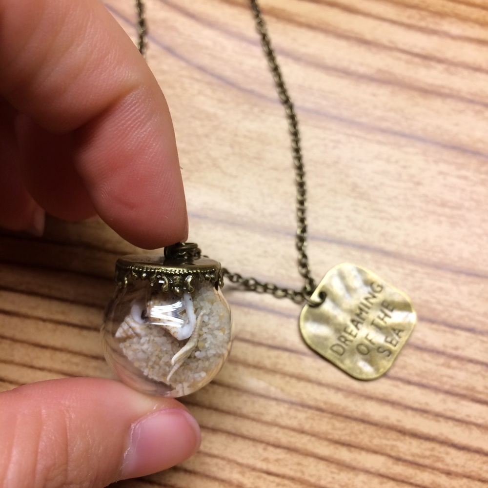 Mini beach globe "dream of the sea" necklace NEW - Picture 4 of 6