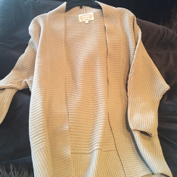 *SOLD* Brown cardigan - Picture 2 of 3