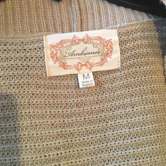 *SOLD* Brown cardigan - Picture 3 of 3