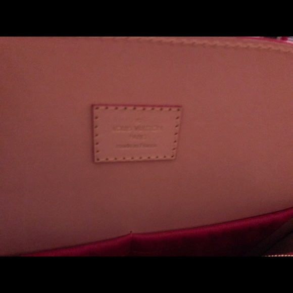 Louis Vuitton red purse ! - Picture 2 of 2