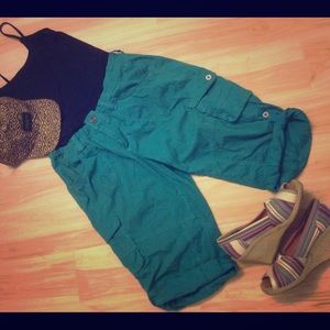 Born in the mountains-plays well by the ocean!