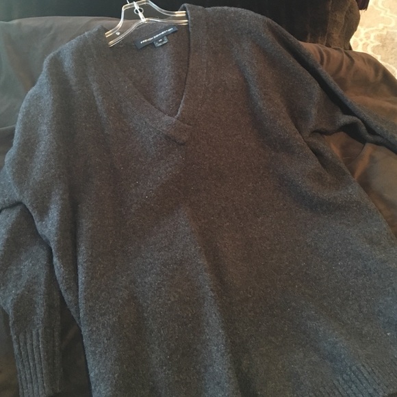 **SOLD** FRENCH CONNECTION | Oversized sweater - Picture 3 of 4