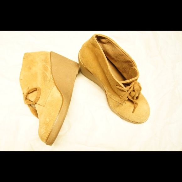 Wedge ankle boots