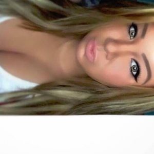 Meet your Posher, Emmie