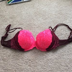 Victoria's Secret PINK date push up bra