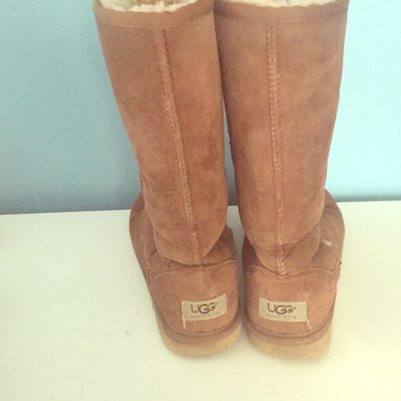 Brown Uggs