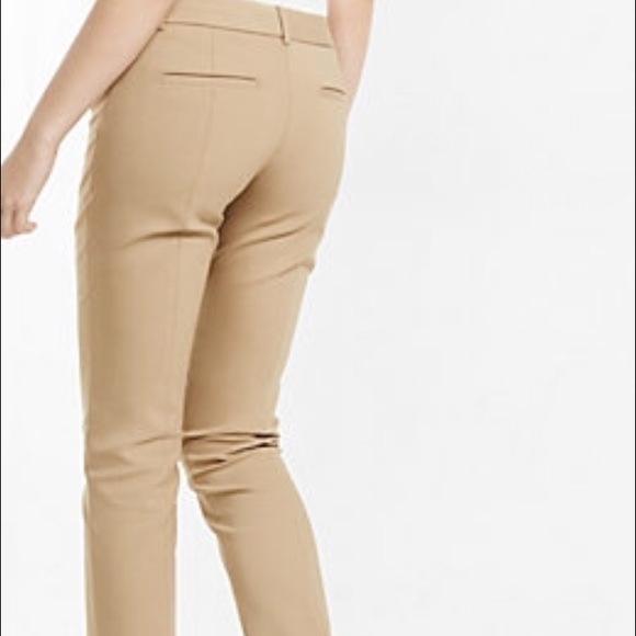 Product Details
Low Rise Slim Leg Columnist Pant