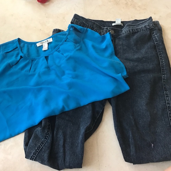 Unique Top and high waisted Jeans Outfit