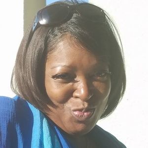 Meet your Posher, Phyllis