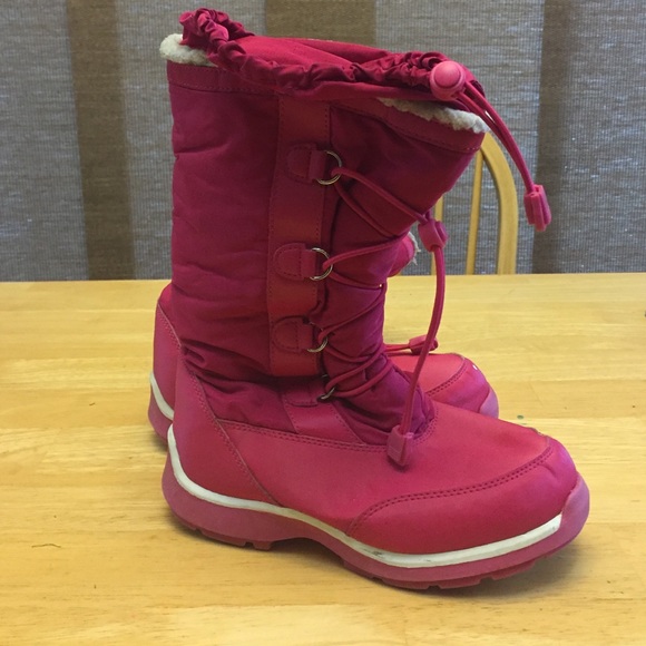 Girl's size 2 Land's End winter boots