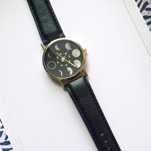 Phased Watch - Picture 2 of 6