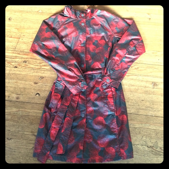 Columbia Rain Trench. Knee Length.