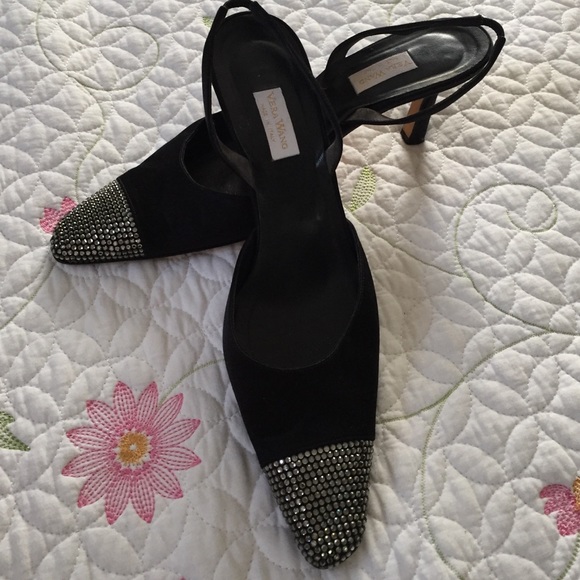 Vera Wang Slingbacks