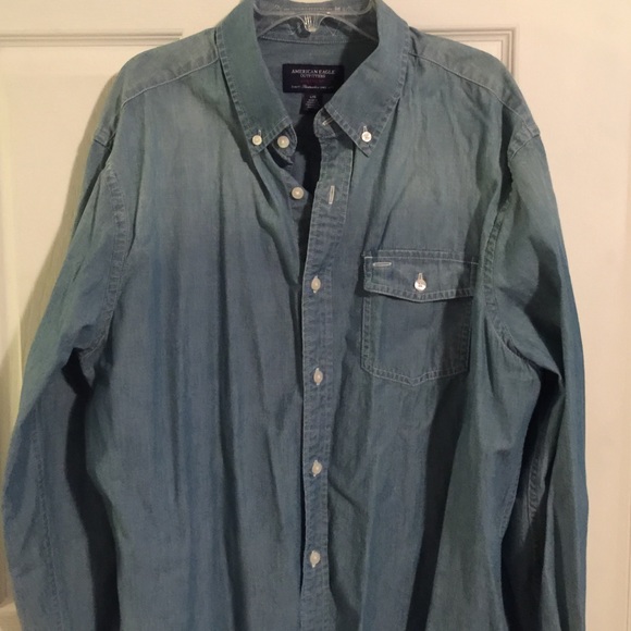Men's light denim long sleeve shirt