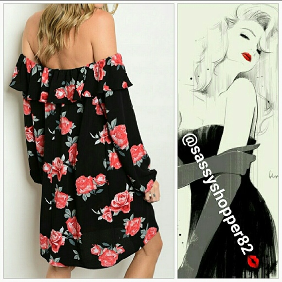 🌹LAST 2🌹 Romantic off shoulder dress - Picture 2 of 2