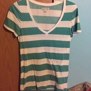 AEO v neck