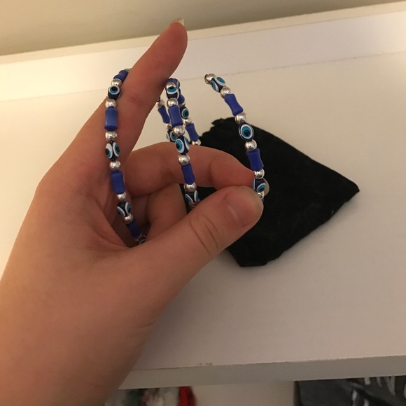 Blue bracelet!! - Picture 3 of 4