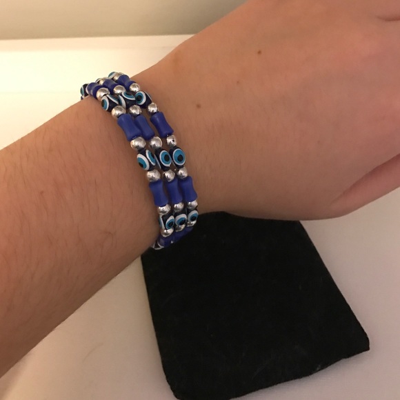 Blue bracelet!! - Picture 4 of 4