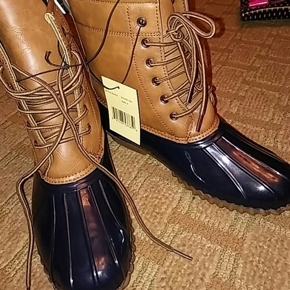 Brand New duck boots