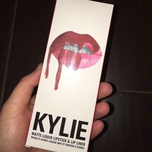 "Kristen" Kylie Lip-Kit