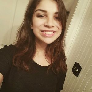 Meet your Posher, Destiny