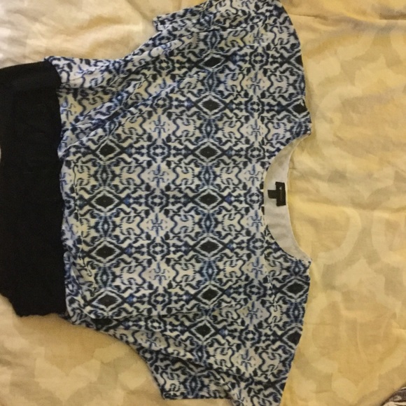 Dressy top - Picture 1 of 4