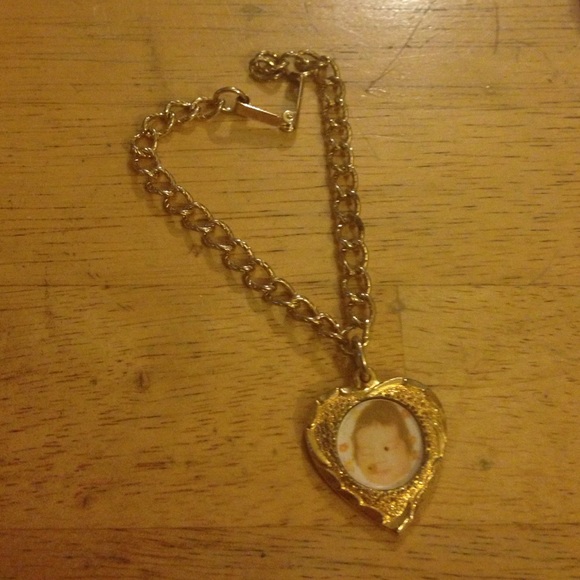 Photo frame charm bracelet - Picture 2 of 3