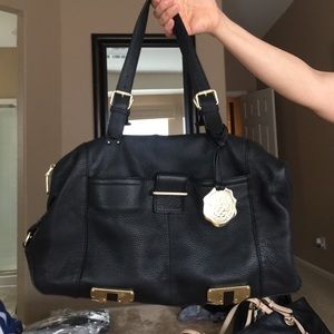Vince Camuto Shoulder Bag✨