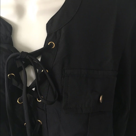 New Black Laced Up Pocket Top - Picture 4 of 4