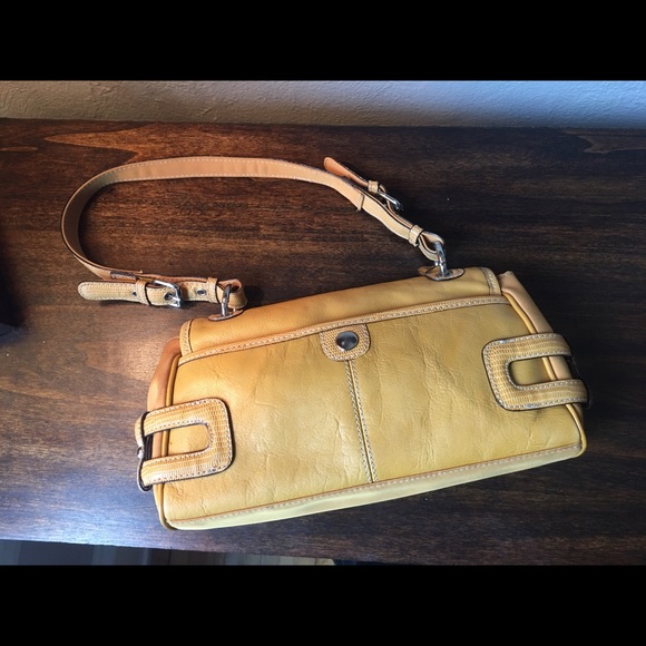 Franco Sarto Purse. - Picture 2 of 3