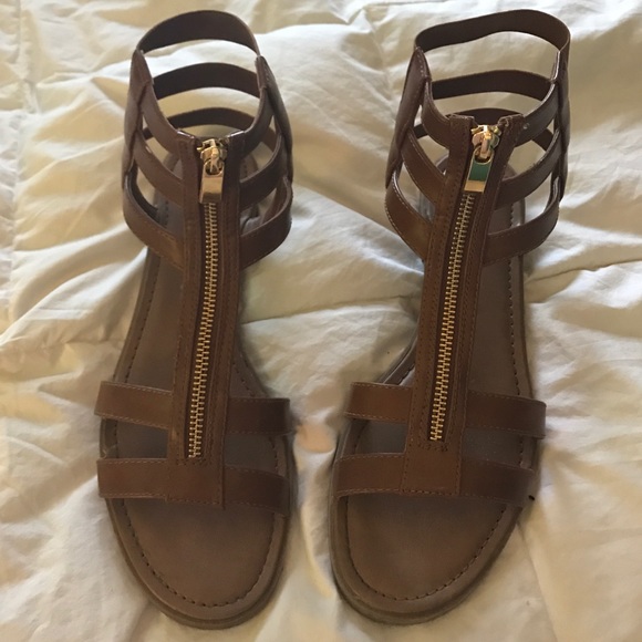brown target sandals