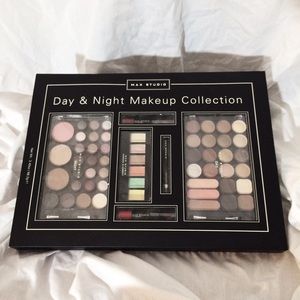 ‼️1 DAY SALE‼️Day & Night Makeup Collection