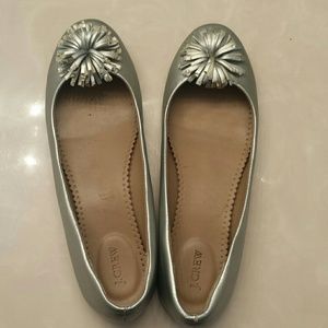 Metallic Flats