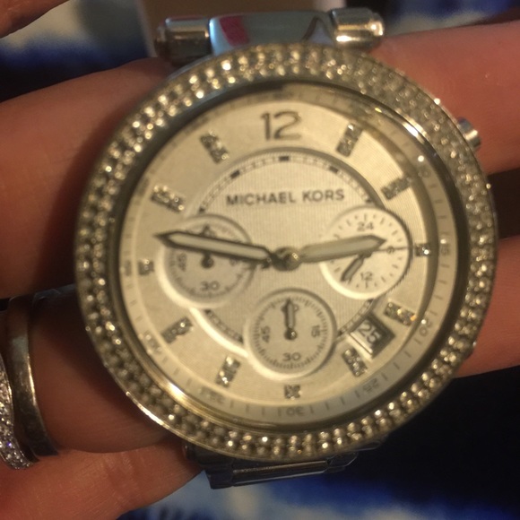 Mk watch - Picture 2 of 3